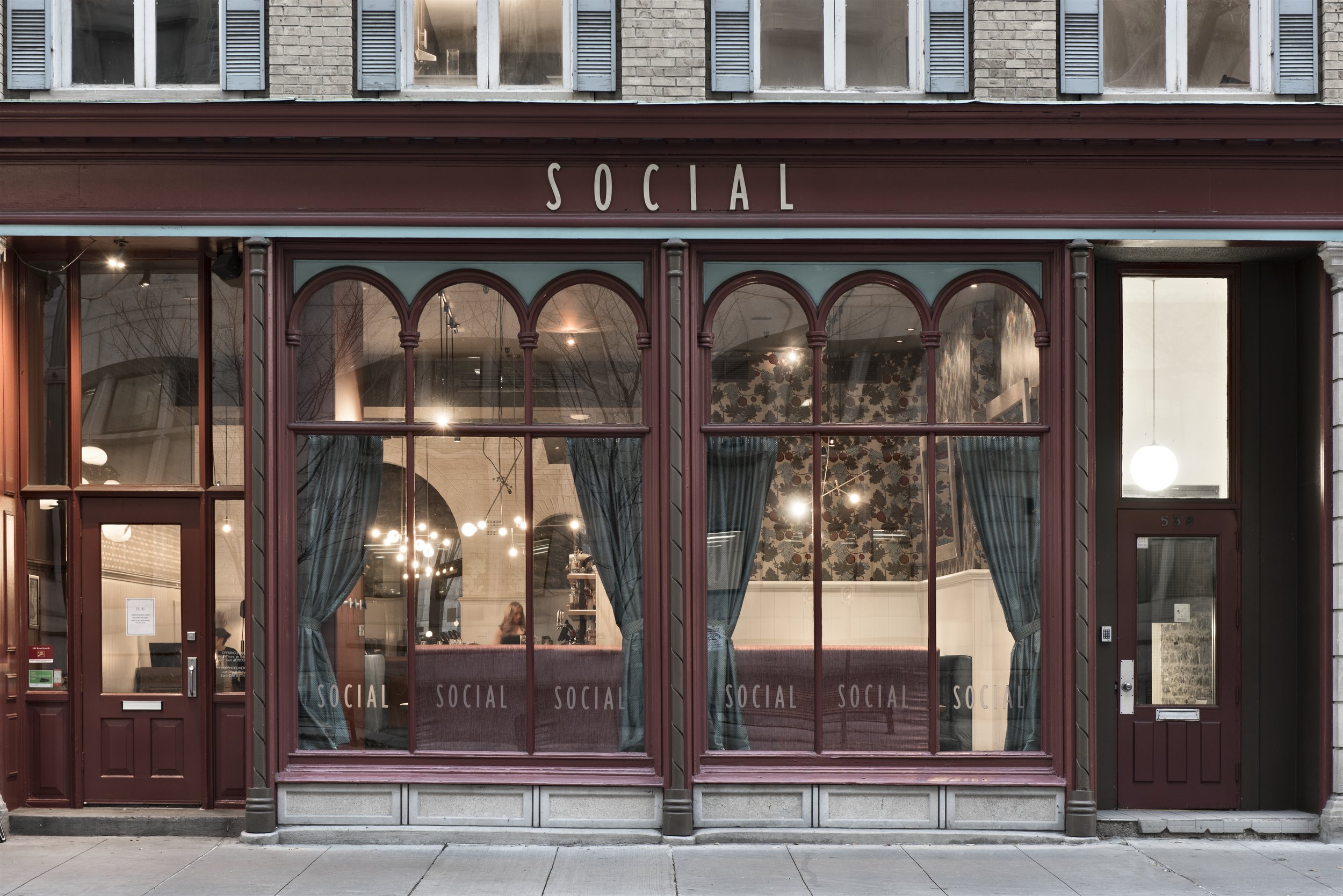 Social I <div>(Monkey Business)</div>